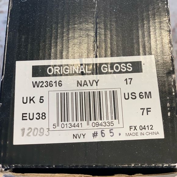 High gloss navy Hunter boots - Picture 8 of 9